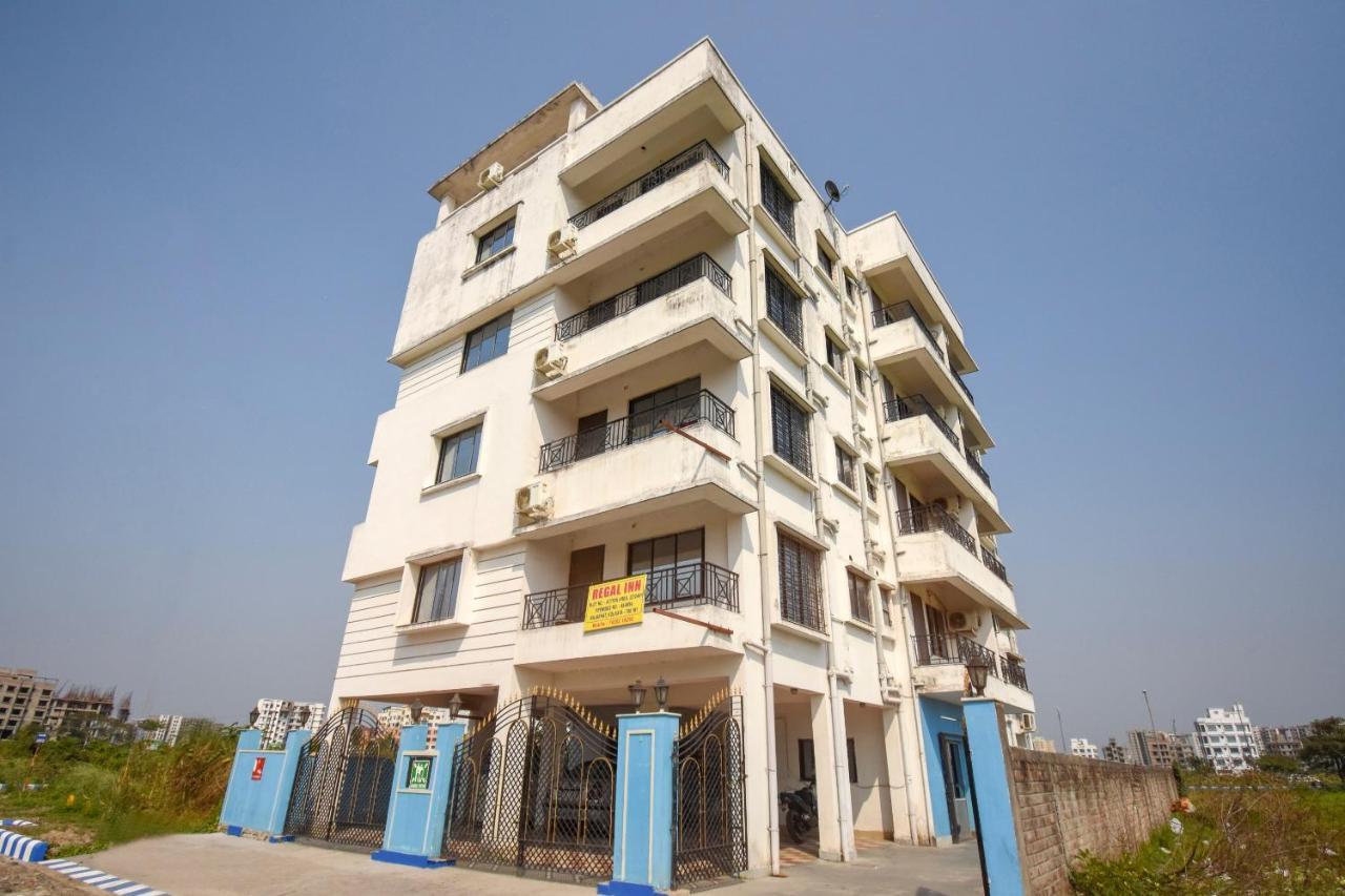 Отель Oyo Flagship 72260 Seema International Gauripur Экстерьер фото